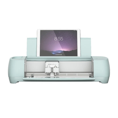 machine explore air 3 ouvrte avec tablette cricut